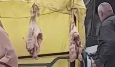 Adana’da sokak ortasında et sattı