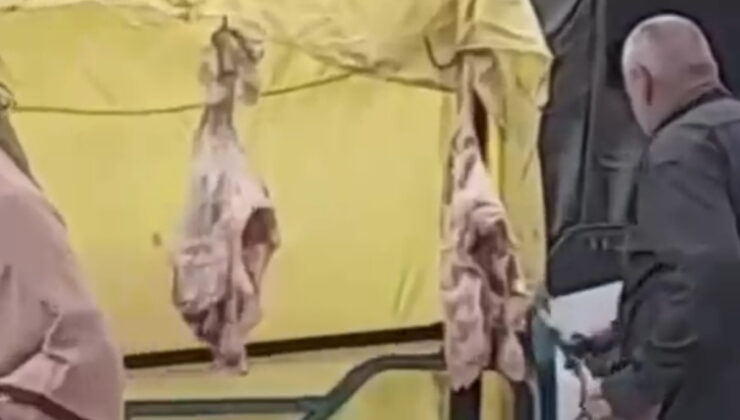 Adana’da sokak ortasında et sattı