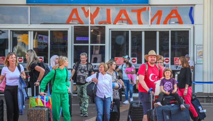 Antalya Mayıs ayında 3 milyon turist ağırladı
