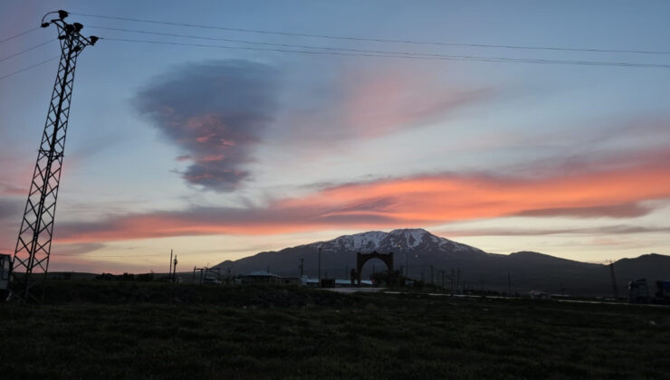 Bitlis Süphan Dağı’nda göz kamaştıran görüntü