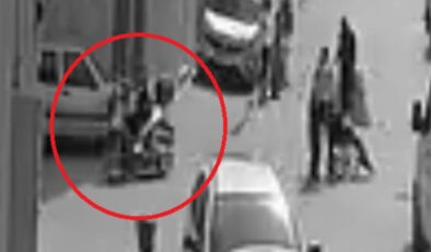 Bursa Osmangazi’de Motosikletli Kurye Kadına Çarptı, Kaçtı