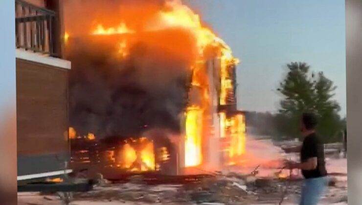 Bursa’da ‘tiny house’ alev alev yandı