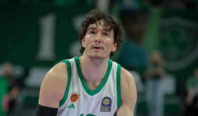 Cedi Osman’ın 19 Mayıs paylaşımı Yunanistan’da gündem oldu