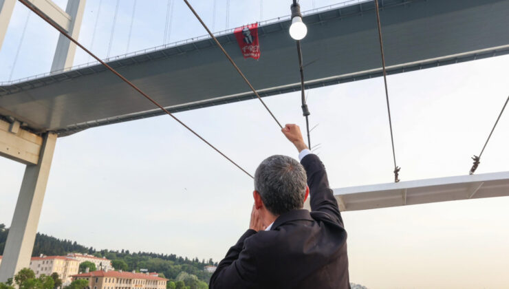 CHP’den 15 Temmuz Şehitler Köprüsü’nde İmamoğlu eylemi