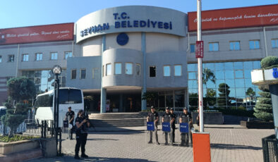 CHP’li Seyhan ve Ceyhan Belediye Başkanları gözaltına alındı