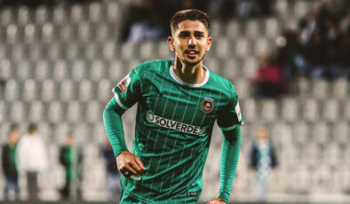 Demir Ege Tıknaz, Rio Ave’de ayın oyuncusu oldu