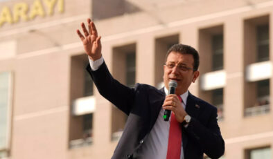 Ekrem İmamoğlu’nun bulunduğu pankart ve afişler yasaklandı