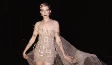 Melike Şahin’den Eşine Konser Sahnesinde Aşk Dolu Sözler