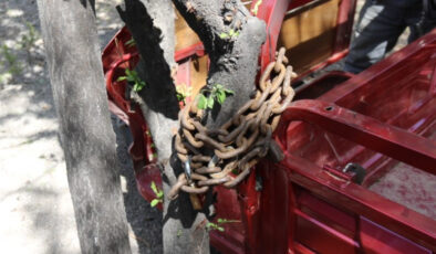 Eskişehir’de 4 kilidi kırılıp çalınan motosikletini bu kez gemi zinciriyle bağladı