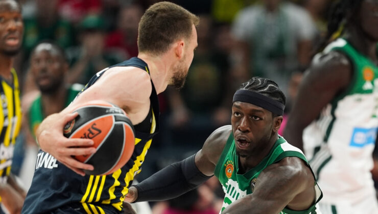 EuroLeague Dörtlü Finali’nde Panathinaikos’u mağlup eden Fenerbahçe finalde