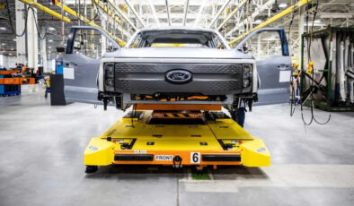 ABD’de Ford Fabrikalarından Milyonluk Parça Hırsızlığı