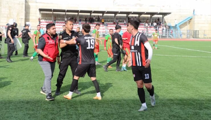 Futbol Maçında Kavga