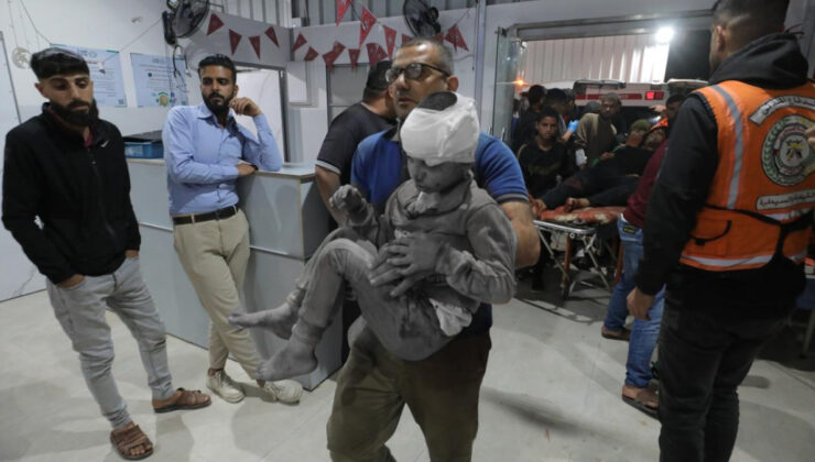 Gazze’de Sağlık Hizmetleri Durma Noktasında