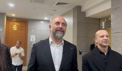 Halit Ergenç ve Rıza Kocaoğlu adliyede