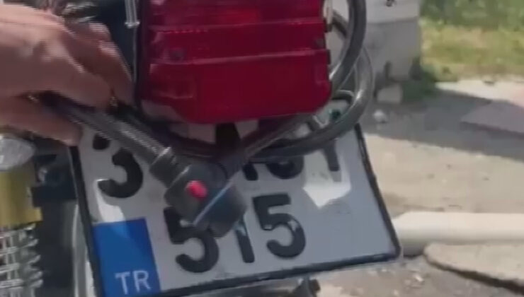 Hatay’da plakasını çeşitli malzemelerle kapatan sürücülerin sözleri şaşırttı