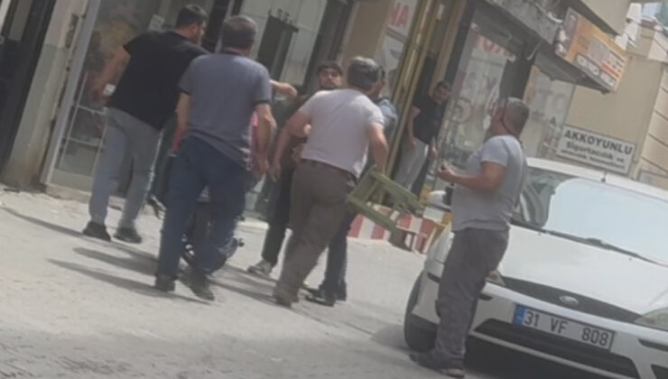 Hatay’da tabureli kavga kamerada
