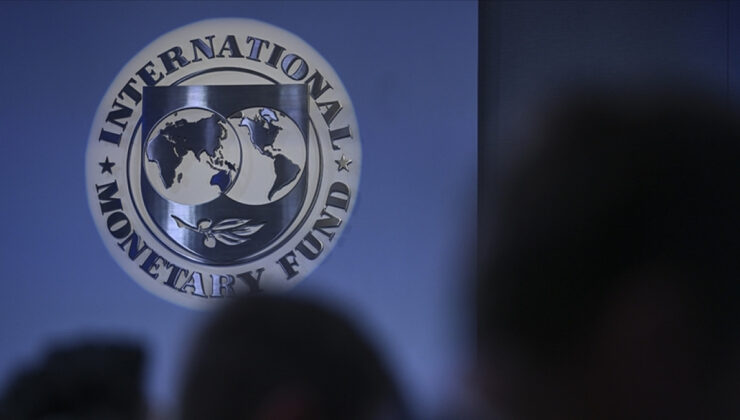 IMF’den Pakistan’a 1,4 milyar dolarlık kredi