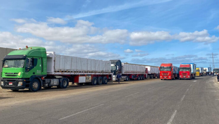 İsrail, Gazze Şeridi’ne insani yardım girişine izin vermiyor