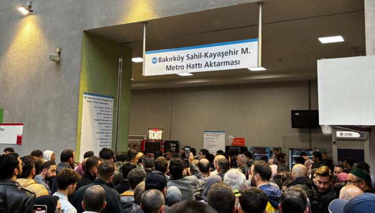 İstanbul’da metro arızası nedeniyle yoğunluk oluştu