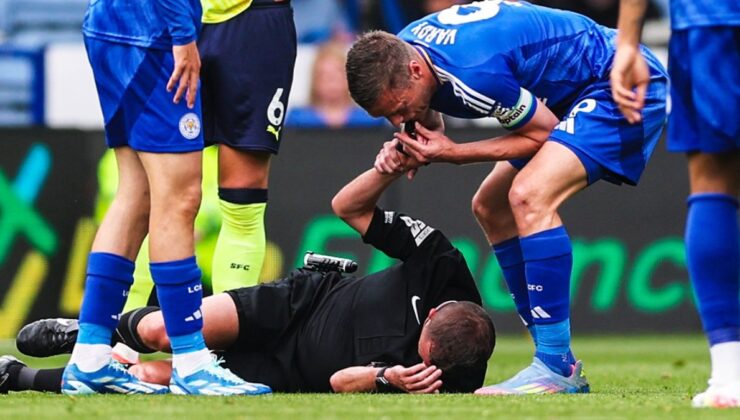 Jamie Vardy, hakemin düdüğünü çaldı