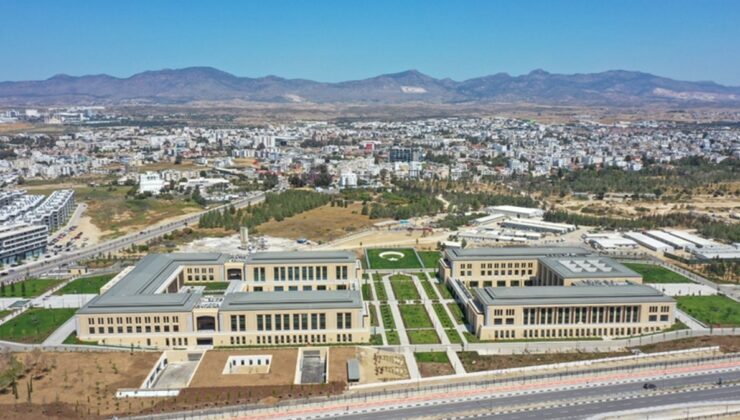 Cumhurbaşkanı Erdoğan KKTC’de: Külliye Açılışı ve Kritik Görüşmeler