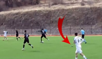 Kramponu çıkan futbolcunun attığı gol ağızları açık bıraktı