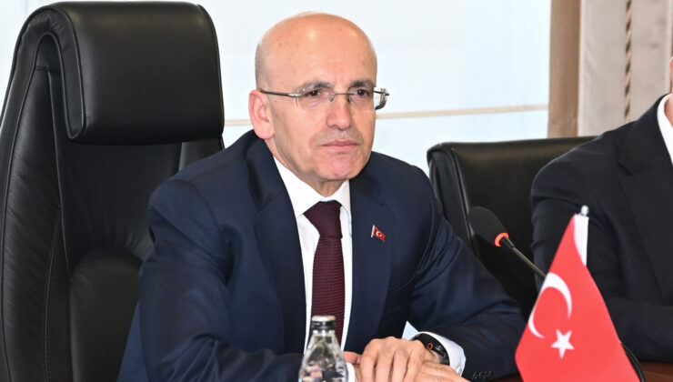 Mehmet Şimşek: Sanayi üretimi ilk çeyrekte yüzde 1,8 arttı