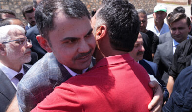 Murat Kurum, Adıyaman’da vatandaşlarla bir arada: Koskoca bir dağ delindi