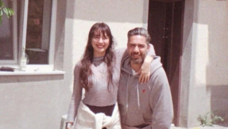 Neslihan Atagül’den oğlu Aziz ile yeni poz