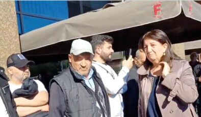 Sırrı Süreyya Önder’in vefatı sonrası Pervin Buldan’ın gözyaşları