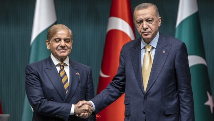 SON DAKİKA! Cumhurbaşkanı Erdoğan Pakistan Başbakanı ile görüştü