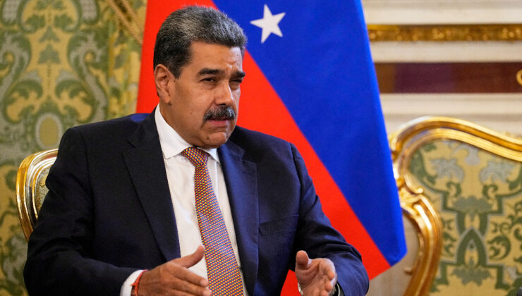 Venezuela Devlet Başkanı Maduro, Çin Devlet Başkanı Şi ile bir araya geldi