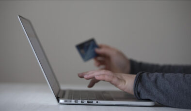 Yabancı E-ticaret sitelerinde bilgi paylaşırken dikkatli olunmalı