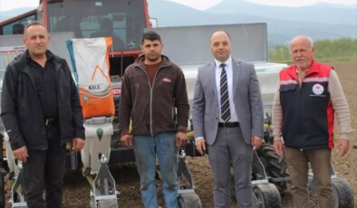 Yerli Mısır Tohumu Ekimi Başladı