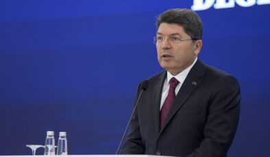 Yılmaz Tunç: Yapay zekayı yargının hizmetlerinde kullanacağız