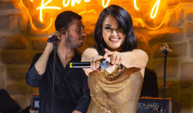 Zara’nın photoshop’lu sahne fotoğrafları gündem oldu! Takipçileri tepki gösterdi