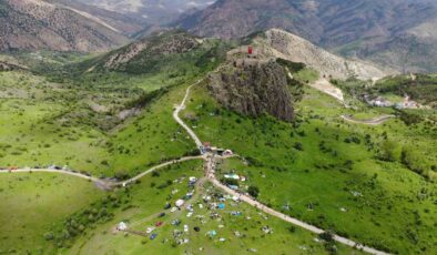 Gümüşhane’de Kov Kalesi Şenliği Coşkuyla Kutlandı