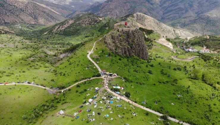 Gümüşhane’de Kov Kalesi Şenliği Coşkuyla Kutlandı