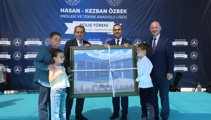 Başkan Dursun Özbek’ten Şebinkarahisar’a Anlamlı Lise Bağışı