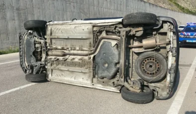 Tokat’ta Otomobil Devrildi