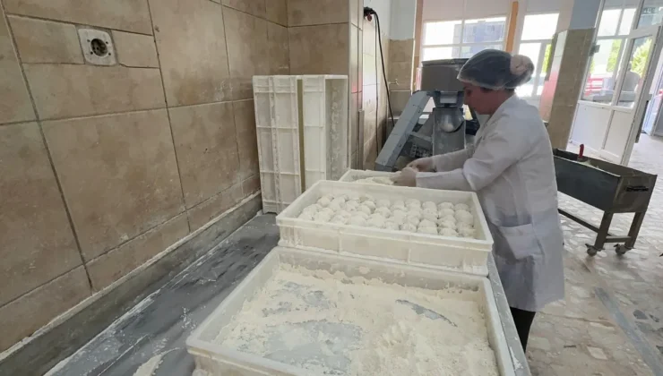 Bulancaklı Kadın Girişimci Yufka Üretiminde Çığır Açtı