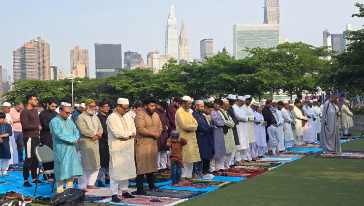 ABD’de Müslümanlar bayram namazı kıldı