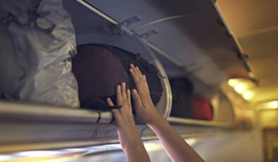 Avrupa’da uçaklarda el bagajı için ücret alınması yasaklanıyor