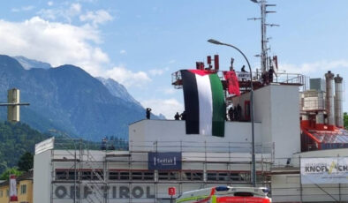 Avusturya’da Filistin destekçileri ORF stüdyosunu işgal etti