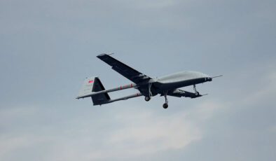 Bayraktar TB3, TCG Anadolu’ya yapay zeka desteğiyle indi