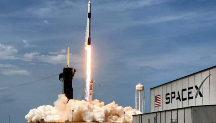 Elon Musk etkisi: NASA ve Pentagon, uzay görevleri için SpaceX’e alternatif arıyor
