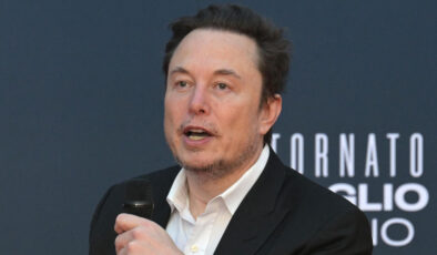 Elon Musk’a bir darbe daha: ABD uzay programı için alternatif arıyor