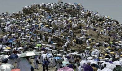 Hacı adaylarının Arafat yolculuğu başlıyor