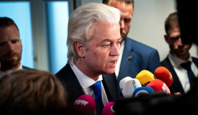 Hollanda’da hükümet düştü