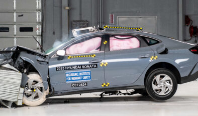 Hyundai, çarpışma testlerinde rakiplerini geride bıraktı